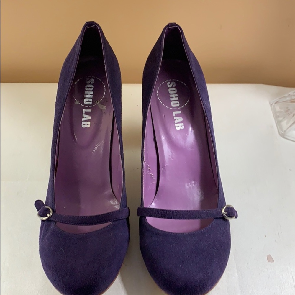SoHo lab shoe